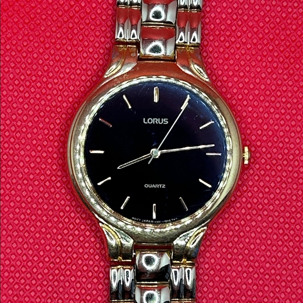 Lorus (Seiko) V501-6J10 Unisex Watch